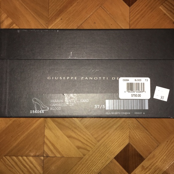 NIB- Auth Giuseppe Zanotti Platform - Picture 7 of 8